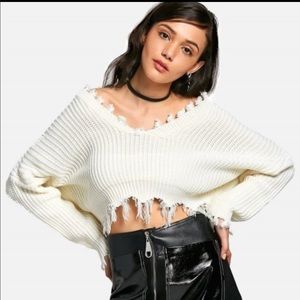 Oversized Frayed Cropped Pullover Sweater